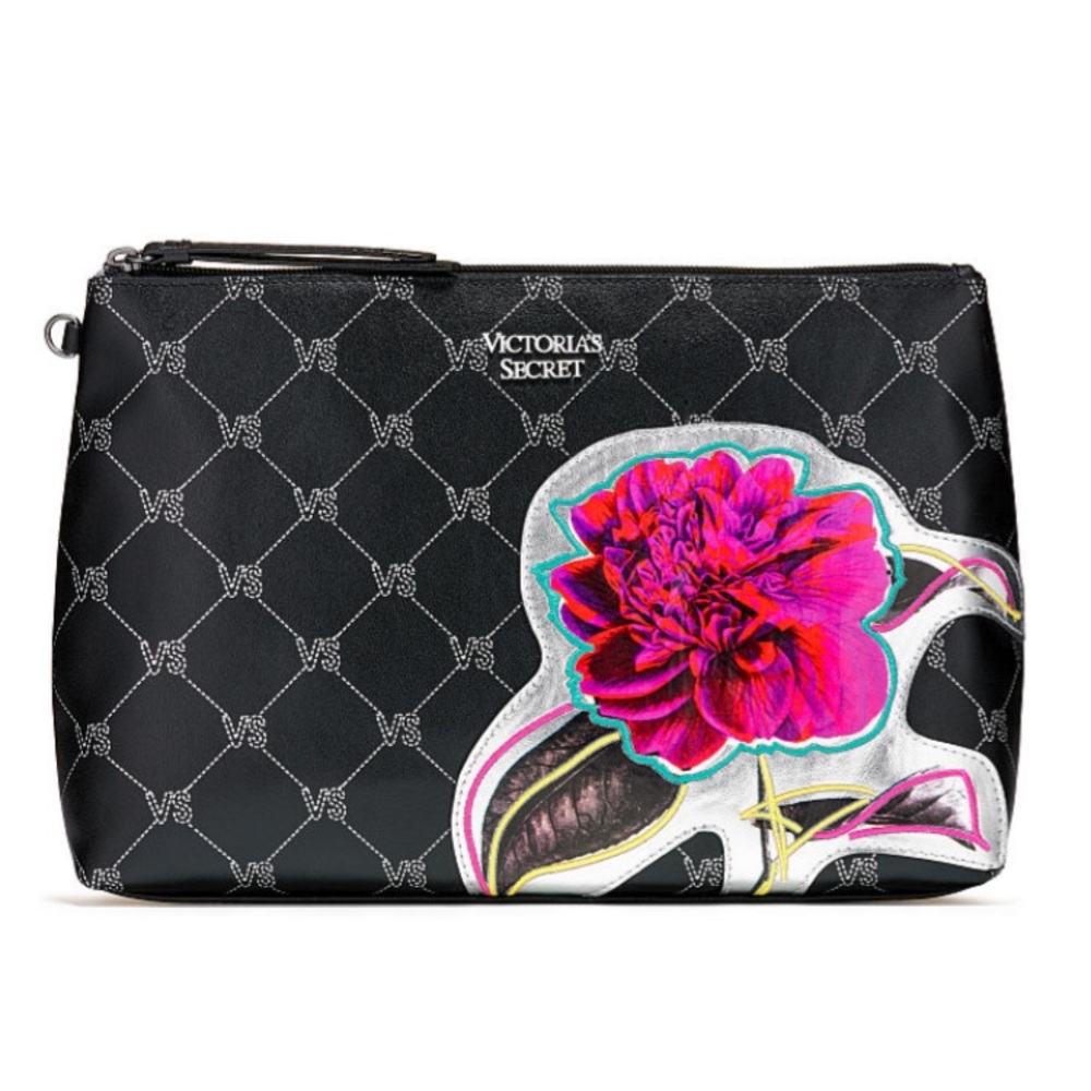 VS Monogram pouch